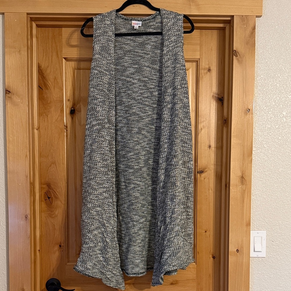 LuLaRoe Dark Green and White Sleeveless Cardigan